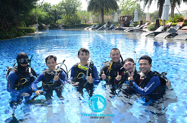 12/12正式上線！PADI 最新課程【休閑潛水員Resort Diver】 丨 一天拿證，潛遍全球